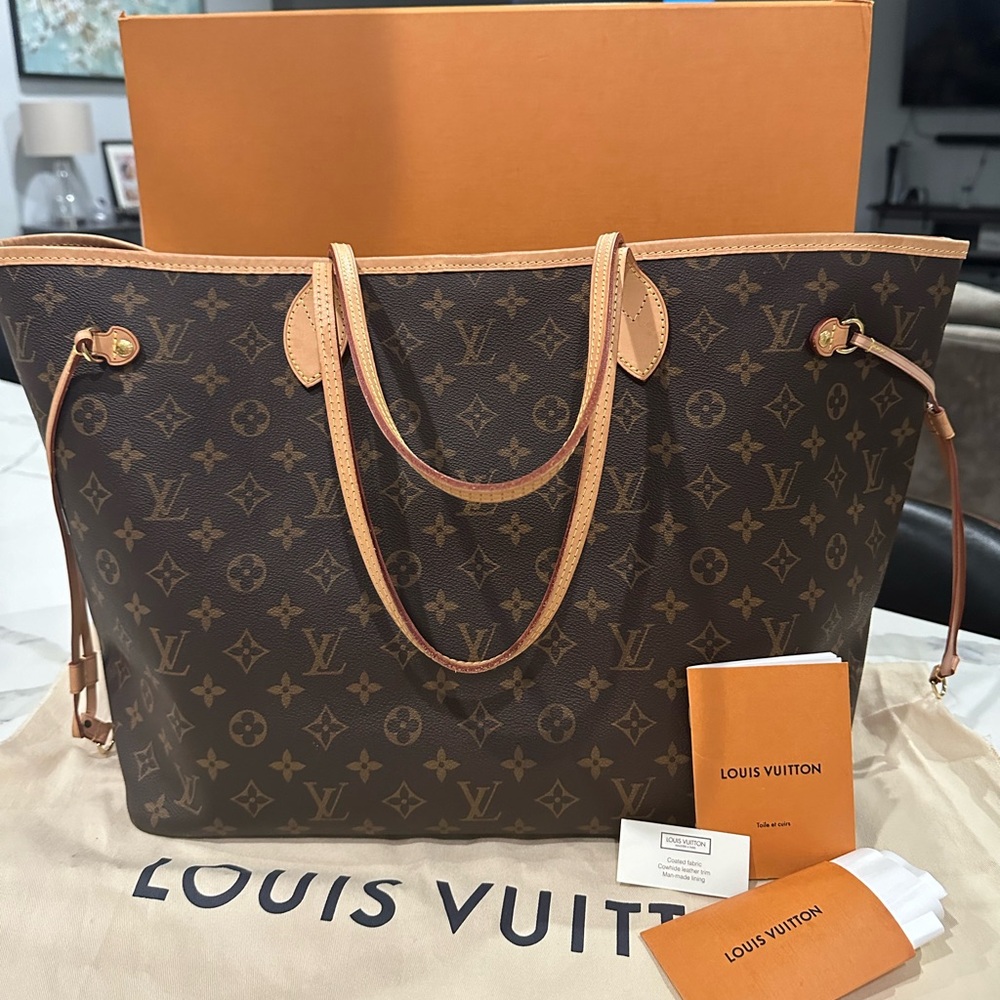 Authentic Louis Vuitton Neverfull Gm